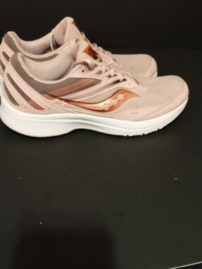 Saucony Cohesion Women's Pink Running Sneakers Size 9.5
